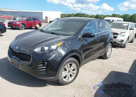 2017 Kia Sportage Lx z USA, uszkodzony, nr VIN KNDPMCAC9H7055904